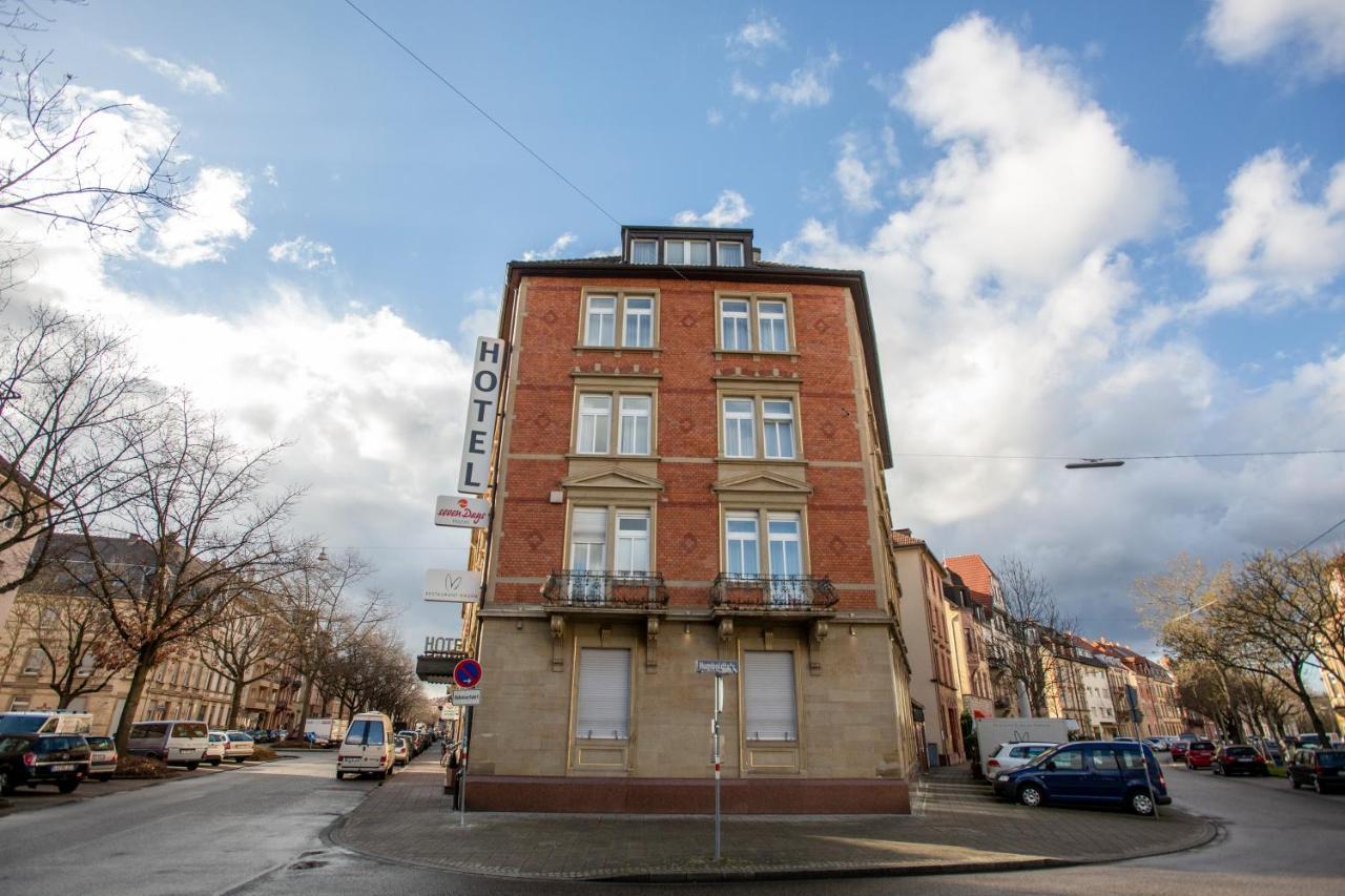 Sevendays Hotel Karlsruhe Exterior photo